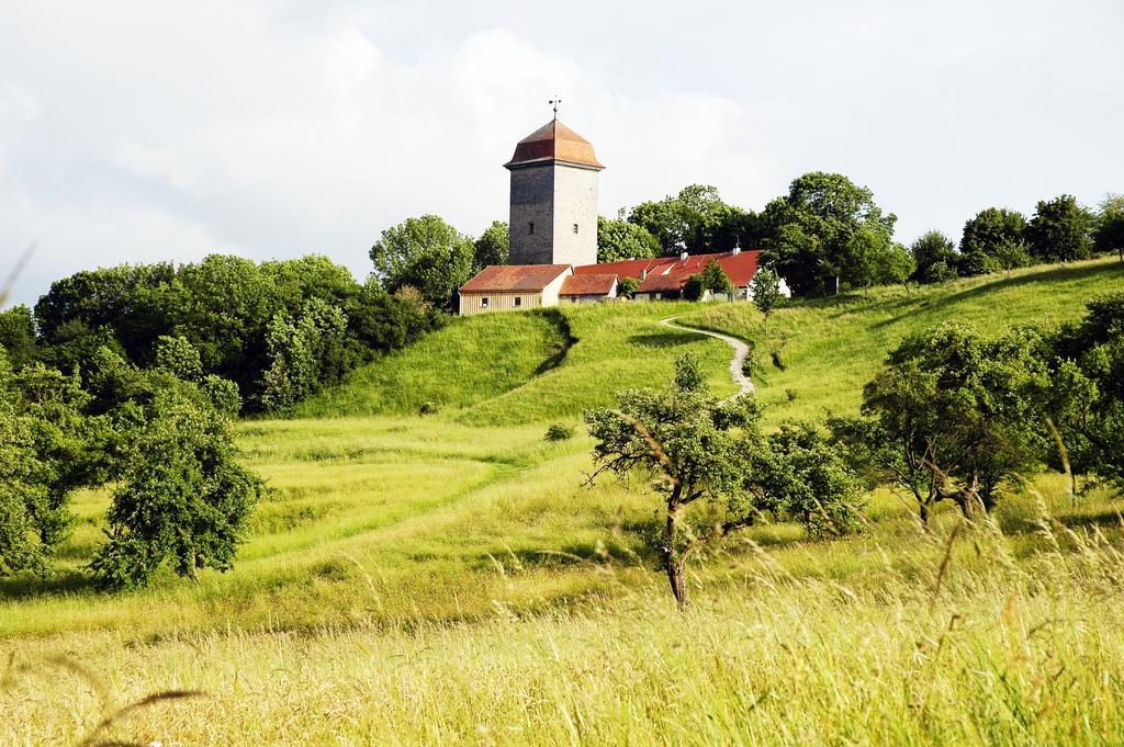 Gasthof Adler Schillingsfuerst Bagian luar foto